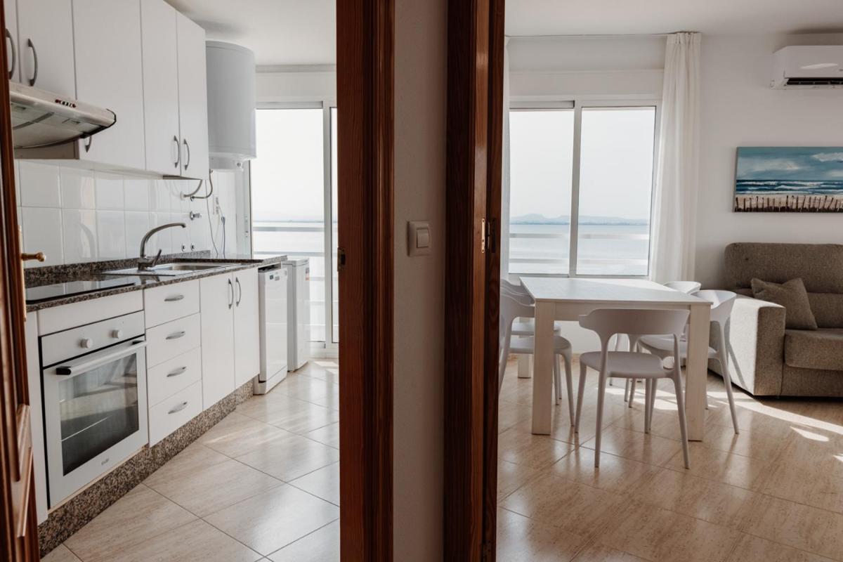 Apartamentos Vistamar 라망가델마르메노 외부 사진